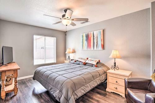 Peaceful Glendale Home With Yard, Patio And Pool!