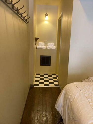 Studio Apartment In Charming Victorian