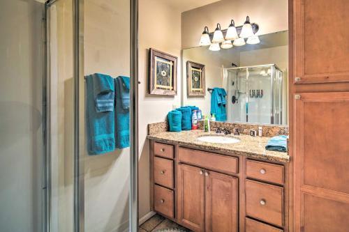 Inviting Big Bear Retreat With Hot Tub And Fire Pit!