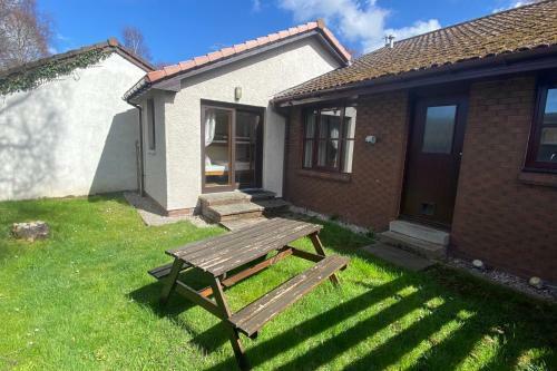 North Neuk - Highland Holiday Homes
