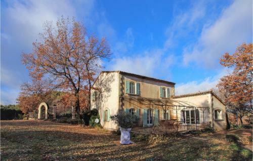 Nice Home In Apt With 4 Bedrooms