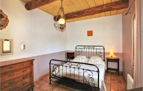 Nice Home In Apt With 4 Bedrooms