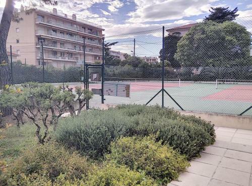 Apartamento Chateau De La Pin�de