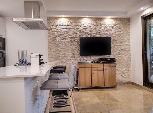 Apartamento Chateau De La Pin�de