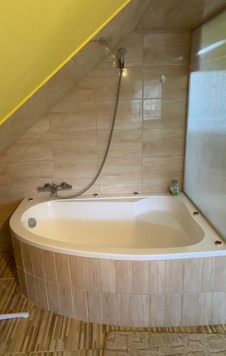 Viola Apartman
