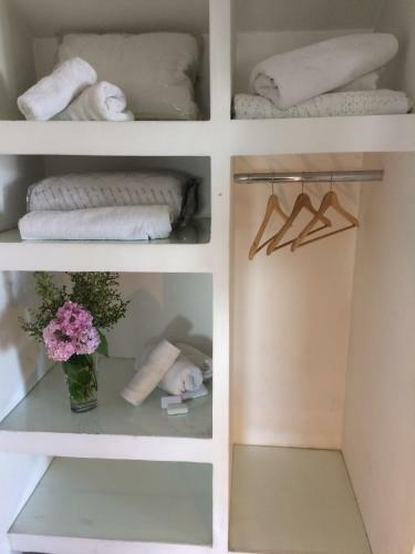 Hostal Guest House One Two Three