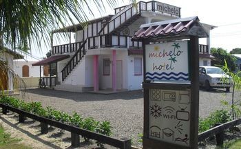 Aparthotel Michelo Suites