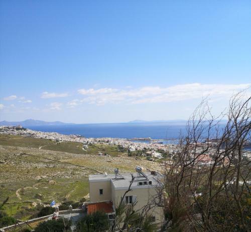 Traditional Cycladic ?ouse With Sea View