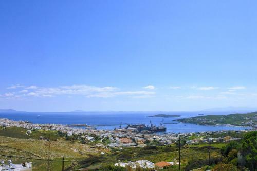 Traditional Cycladic ?ouse With Sea View
