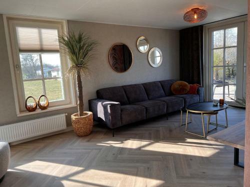 Nice Villa In Wieringer Style Near The Wadden Sea