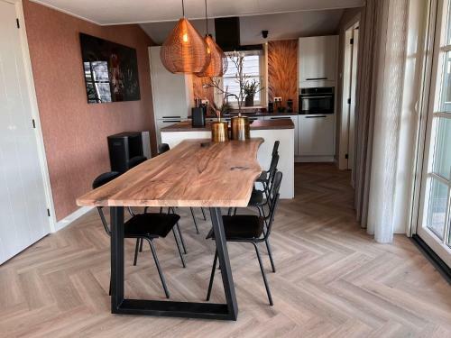 Nice Villa In Wieringer Style Near The Wadden Sea