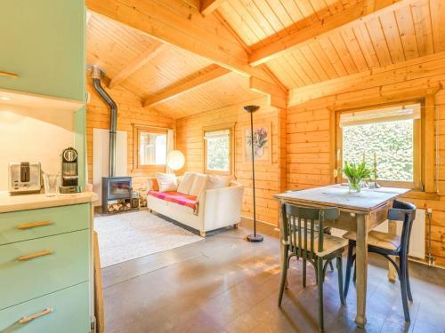 Tranquil Chalet In Ijhorst With Garden