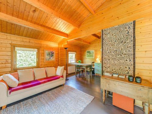 Tranquil Chalet In Ijhorst With Garden