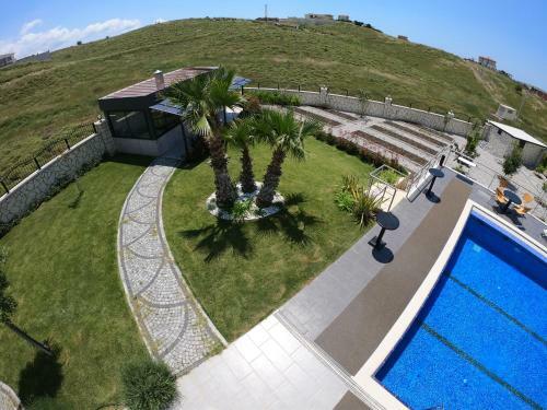 Hotel Dkd Del�xe