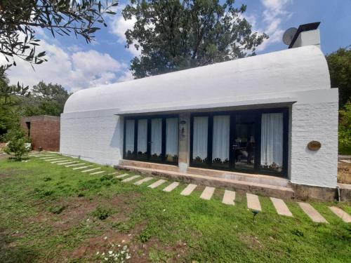 Tonoz Villa