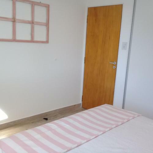 Apartamento Amplio Departamento, 85 Metros Cuadrados