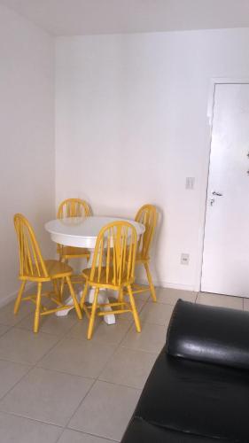 Apartamento De 2 Quartos Sendo 1 Su�te.