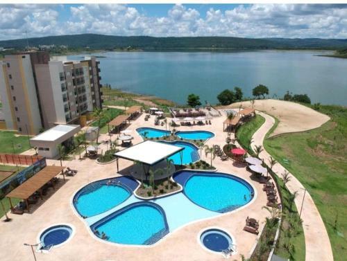 Apartamento Prive Praias Do Lago Eco Resort