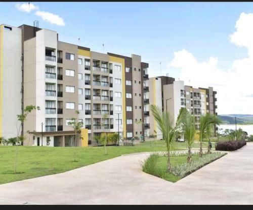 Apartamento Prive Praias Do Lago Eco Resort