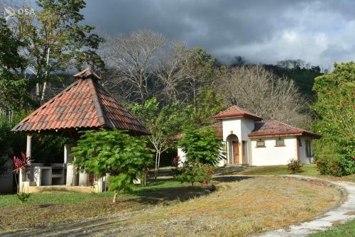 Casa Kingfisher