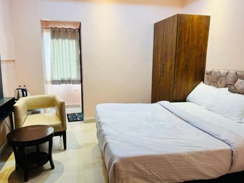 Maharaja Hotel & Banquet