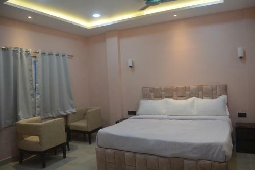 Maharaja Hotel & Banquet