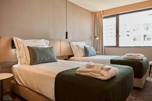 Omid Saldanha Hotel