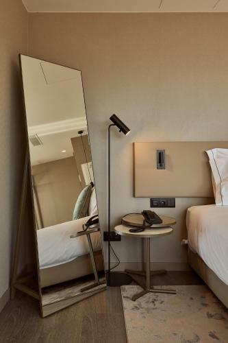 Omid Saldanha Hotel