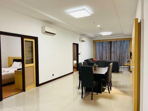 Imperial Suite Apartment (3 Bedrooms)