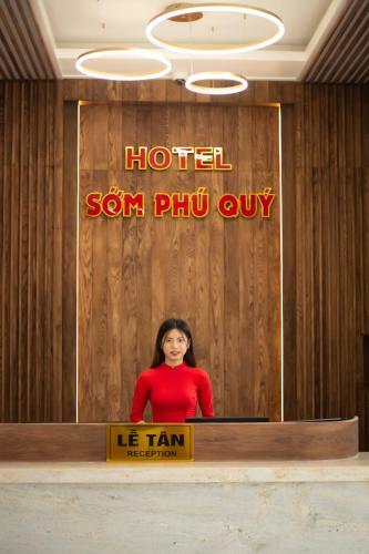 Hotel Kh�ch S?n S?m Ph� Qu� - Ninh Thu?n