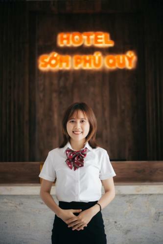 Hotel Kh�ch S?n S?m Ph� Qu� - Ninh Thu?n