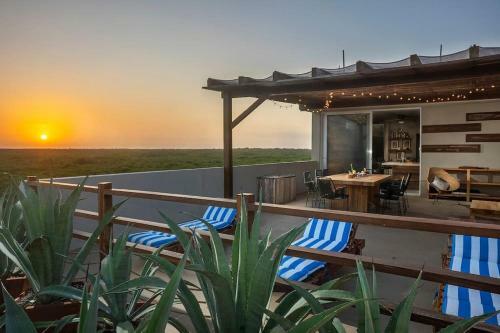 Apartamento Enchanting 4 Bedroom Ph, Steps From The Beach