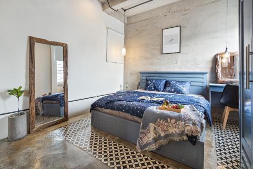 Pis Apartment In District 1