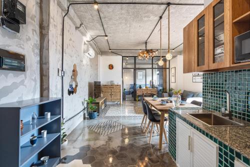 Pis Apartment In District 1