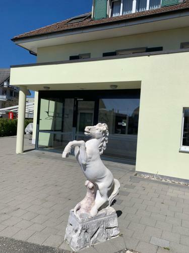 Hotel R�ssli Luterbach