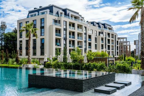 Marina Beach Azur- 100m From The Beach! Luxury Apartment!