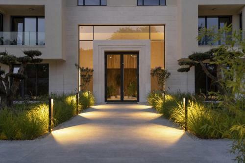 Marina Beach Azur- 100m From The Beach! Luxury Apartment!