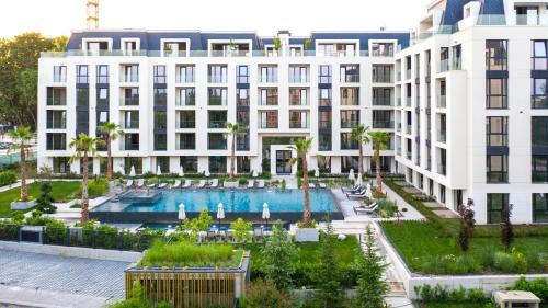 Marina Beach Azur- 100m From The Beach! Luxury Apartment!