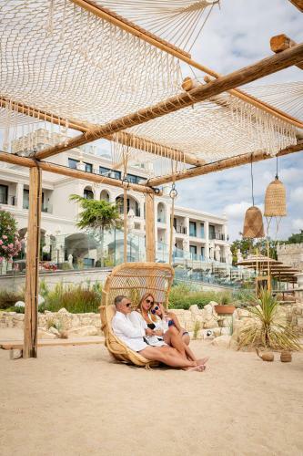 Marina Beach Azur- 100m From The Beach! Luxury Apartment!