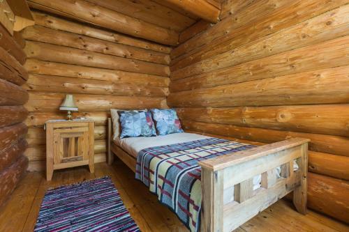 Vanatuuliku Log House With Sauna