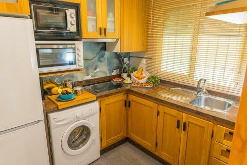 Apartamento Del Mar - Estupendo Piso Con Terraza En Segunda L�nea