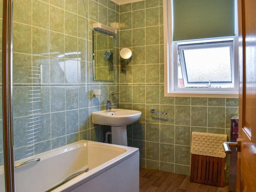Lowther Apartment