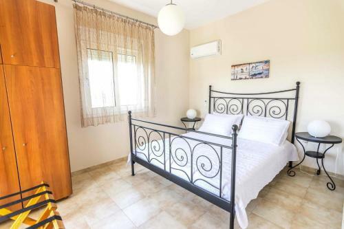 Villa Holiday Home, Fanes
