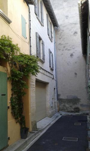 Hostal Chambre Sur Jardin Secret