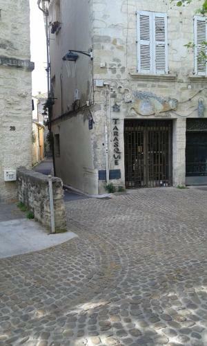 Hostal Chambre Sur Jardin Secret