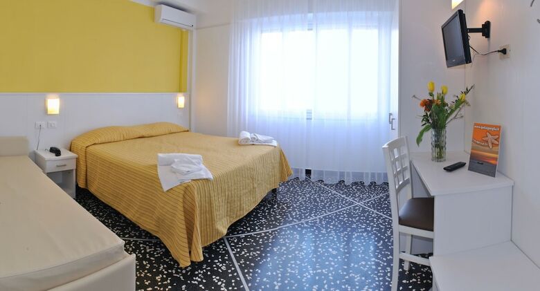 Hotel Bristol