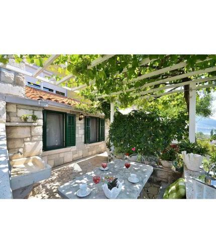 Romantic Stone- Studio Apartman