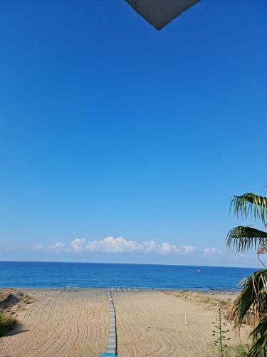 Skys Beach Hotel