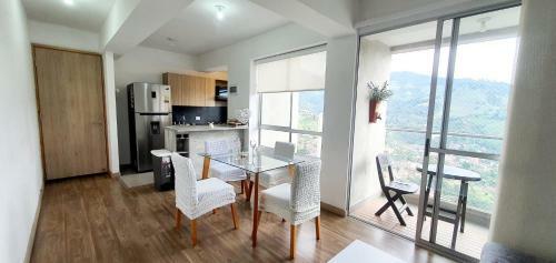 Bonito Y C�modo Apartamento En Sabaneta.