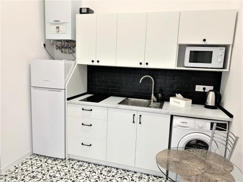 Glorious Apartment Near The Old City